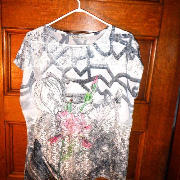 Spectular TOP by ~~~ KAY DEE KD ~~~ XL - Picture 1 of 2